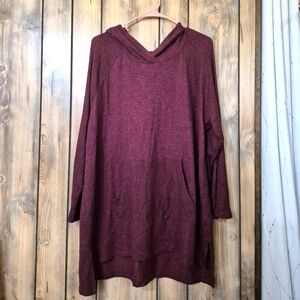 Cupio Maroon Hooded Pullover